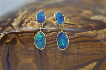 14ct YG Opal Earrings