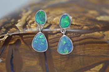 14ct WG Opal Earrings