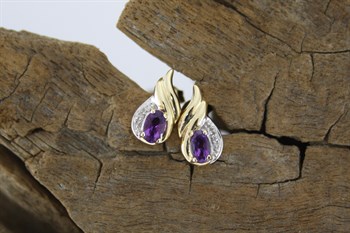 Amethyst Studs