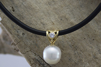 South Sea Pearl & Diamond Pendant