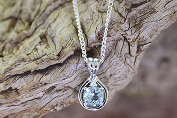 Aquamarine & Diamond Pendant