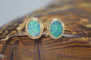 14ct YG Opal Earrings